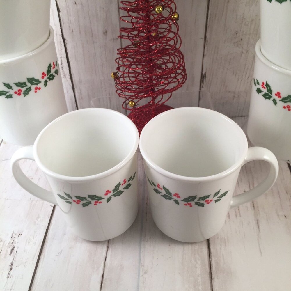 2 Winter Holly Berry Mugs Corning White Glass Green Christmas Holidays - Picture 2 of 5